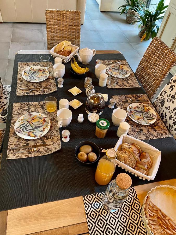 Merville  Aux 2 Girouettes B&B 외부 사진